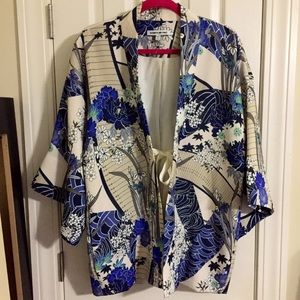 Elizabeth and James Kimono